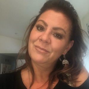 Meet your Posher, Suzanne